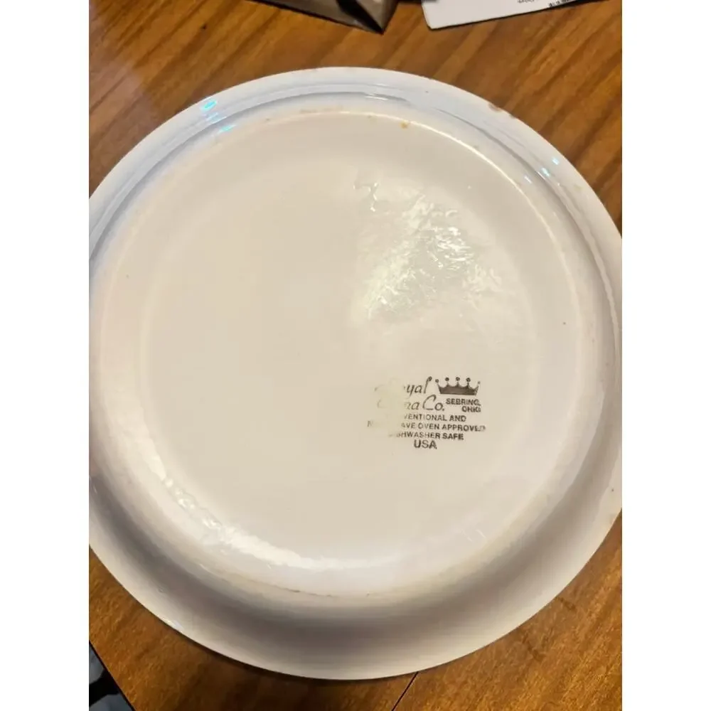 Royal China Co. vintage 1983